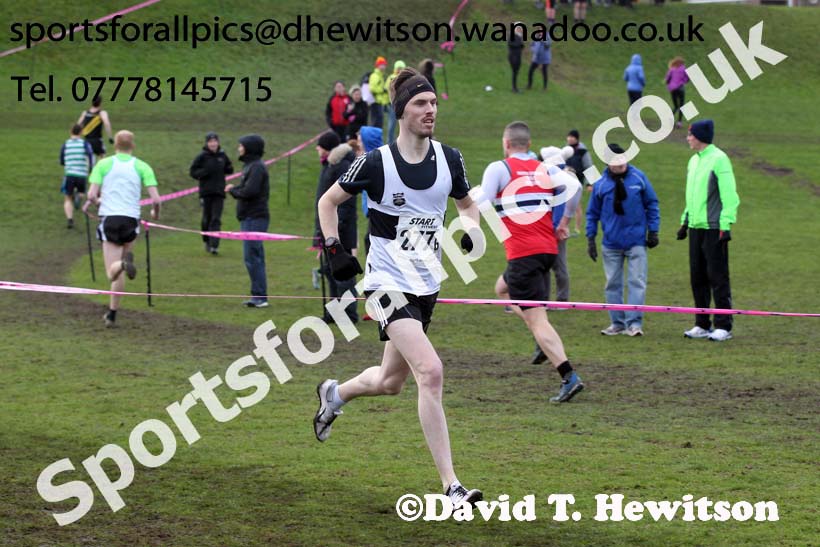 Senior mens Durham Cathedral Relays. Photo: David T. Hewitson/Sports for All Sports